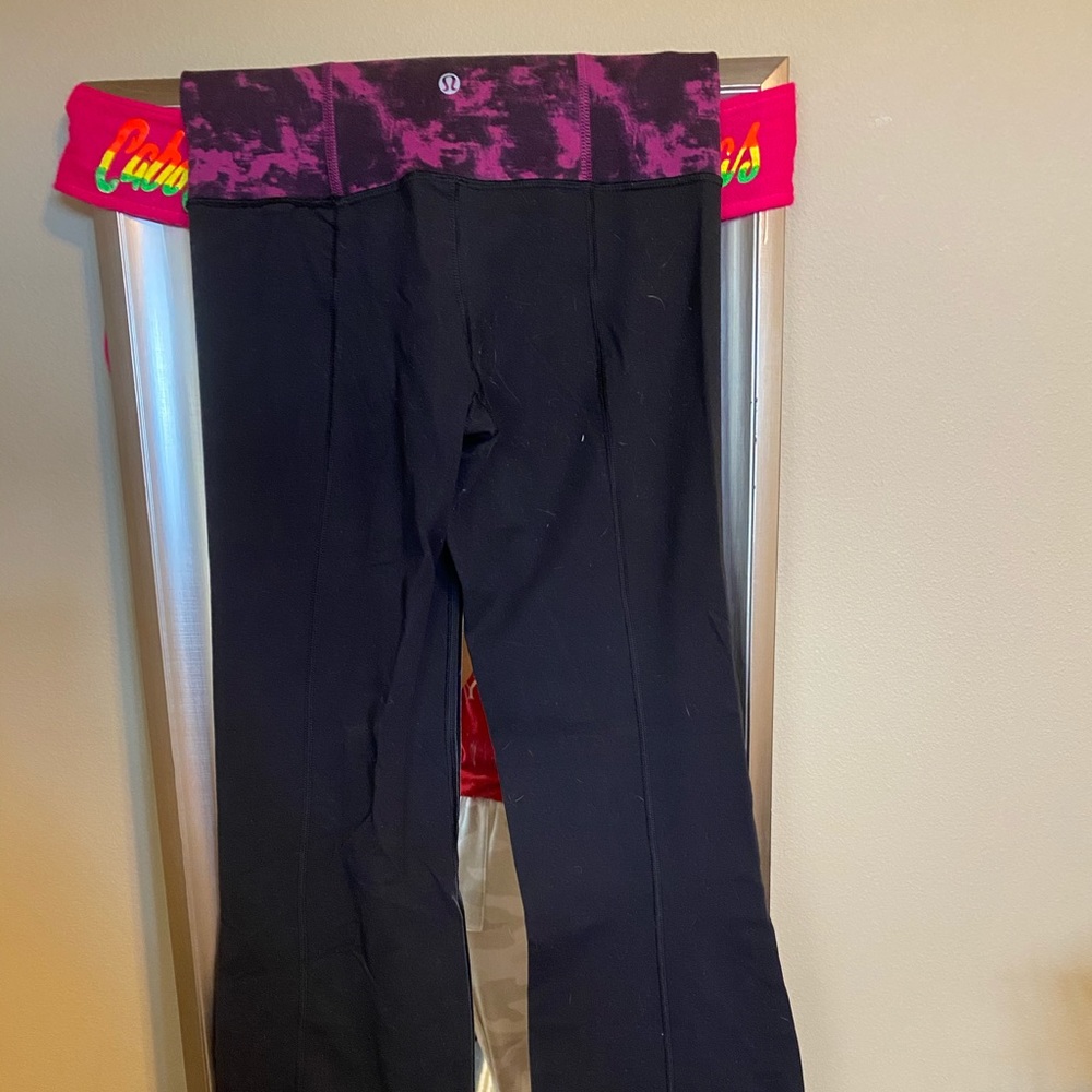 Lululemon yoga pant. High waisted band